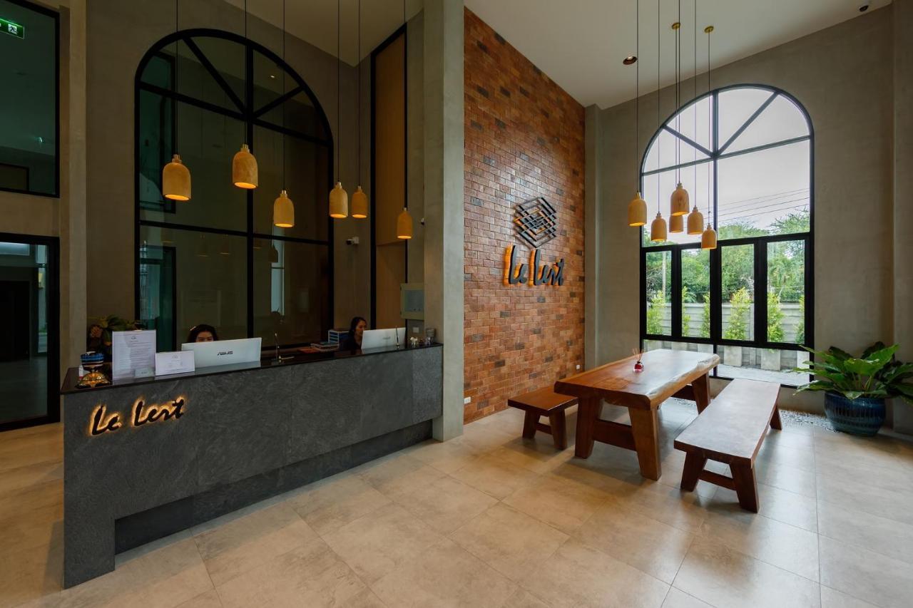 Le Lert Hotel Ratchaburi Exterior foto